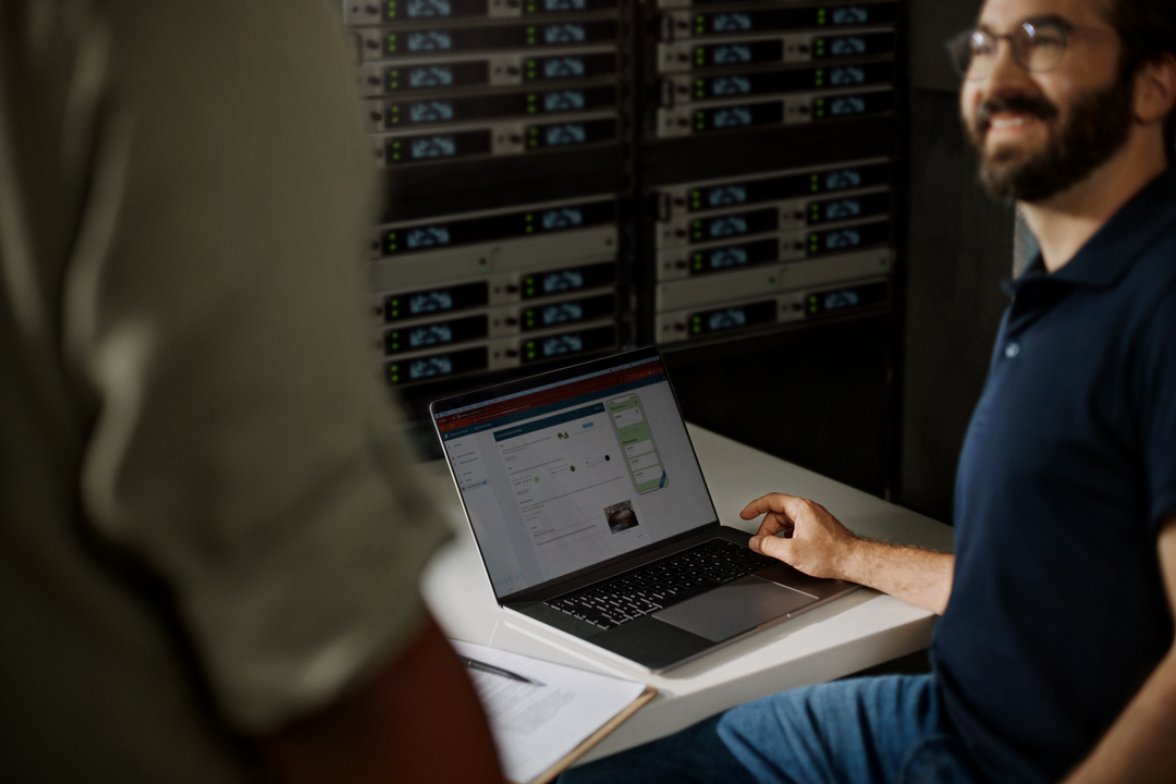 Interface MobileConnect Manager